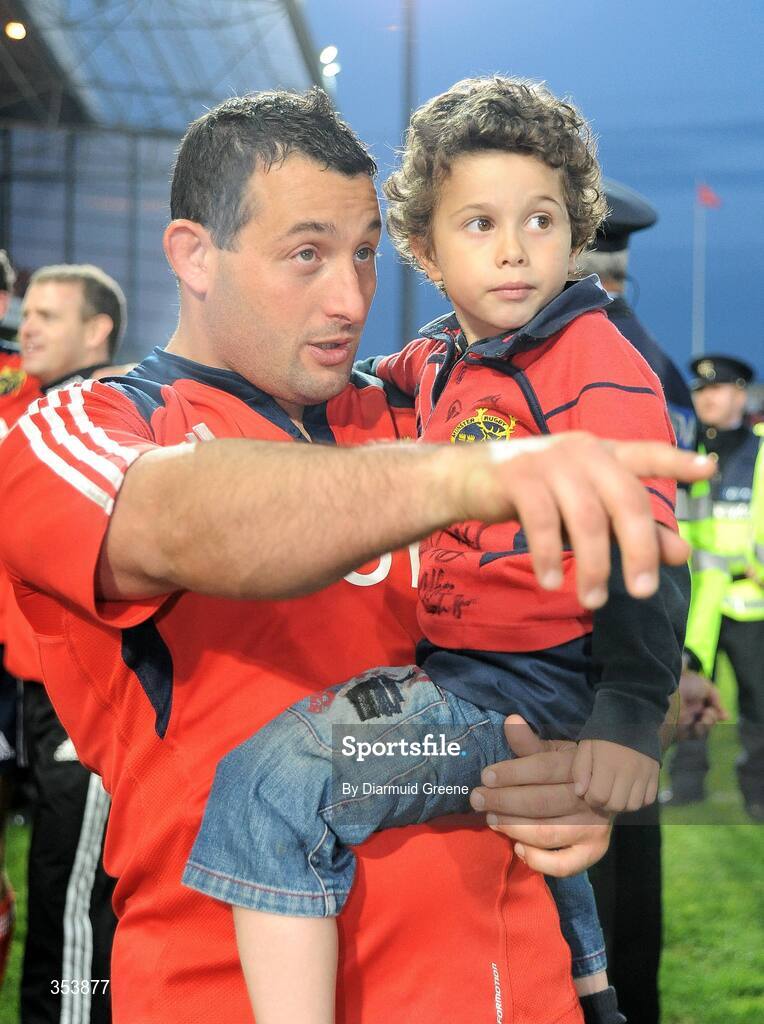 15 May 2009; Munster's Federico Pucciariello with his son Martino after the game. Magners League, Munster v Neath Swansea Ospreys, Thomond Park, Limerick.  Picture credit: Diarmuid Greene / SPORTSFILE