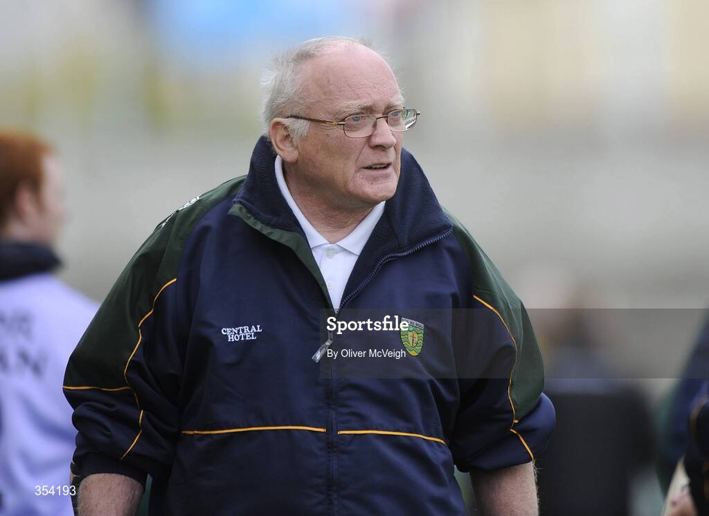 17 May 2009; Donegal manager Eamon Campbell during the game. Ulster Senior Hurling Championship, Second Round, Donegal v Armagh, Letterkenny, Co. Donegal. Picture credit: Oliver McVeigh / SPORTSFILE