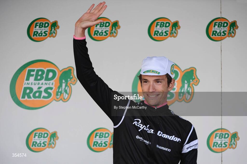 20 May 2009; New race leader Simon Richardson, Rapha Condor. FBD Insurance Ras 2009, Stage 4, Cahirciveen to Killorglin. Picture credit: Stephen McCarthy / SPORTSFILE