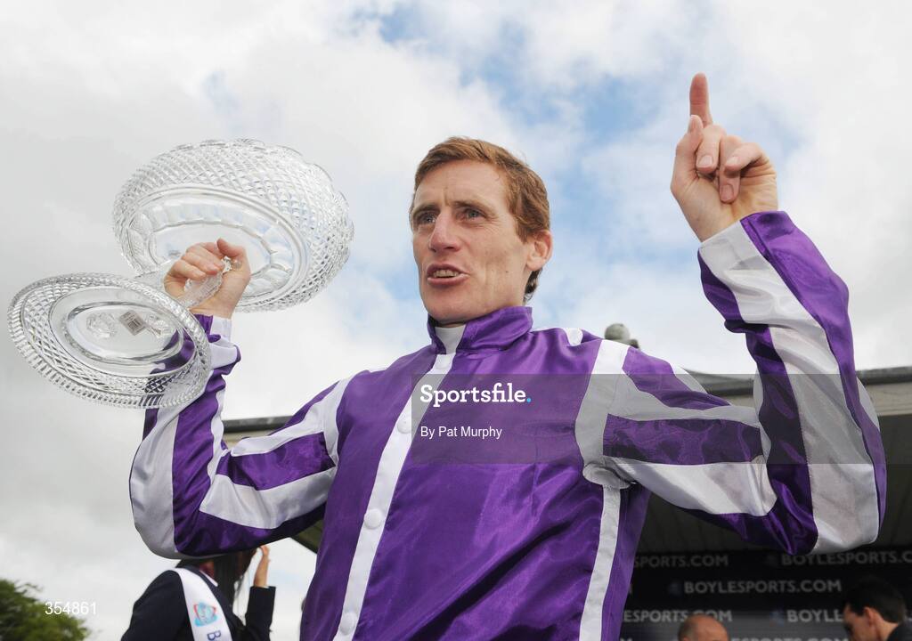 23 May 2009; Jockey Johnny Murtagh celebrates after his mount Mastercraftsman won the Boylesports.com Irish 2,000 Guineas. Boylesports.com Irish Guineas Festival 2009, Curragh Racecourse, Co. Kildare. Picture credit: Pat Murphy / SPORTSFILE