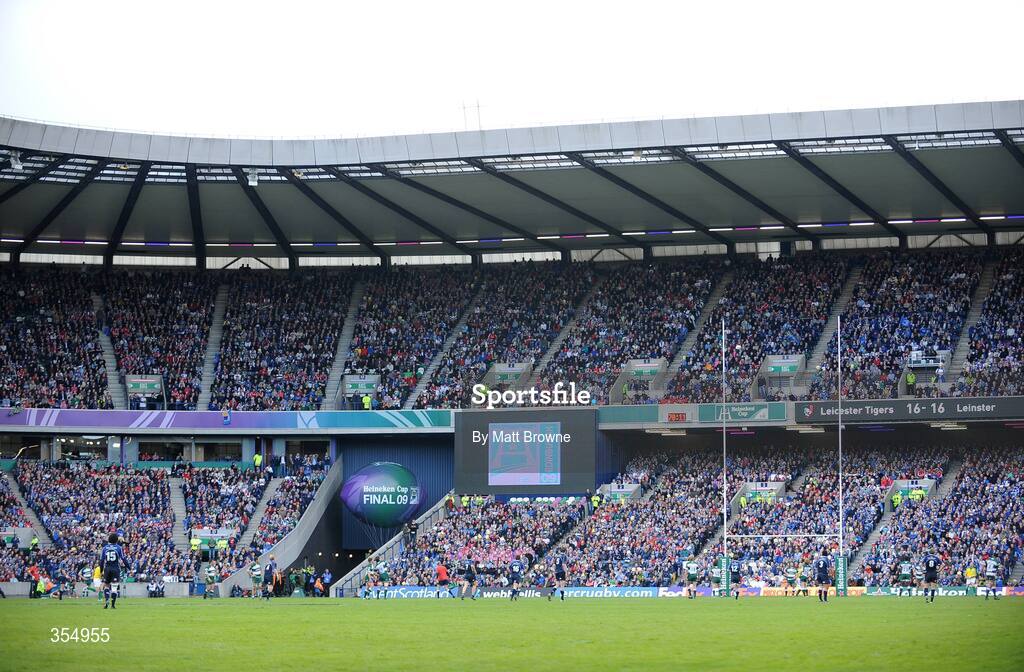 23 May 2009; Jonathan Sexton, Leinster, watches his winning penalty go over the bar to win the game. Heineken Cup Final, Leinster v Leicester Tigers, Murrayfield Stadium, Edinburgh, Scotland. Picture credit: Matt Browne / SPORTSFILE