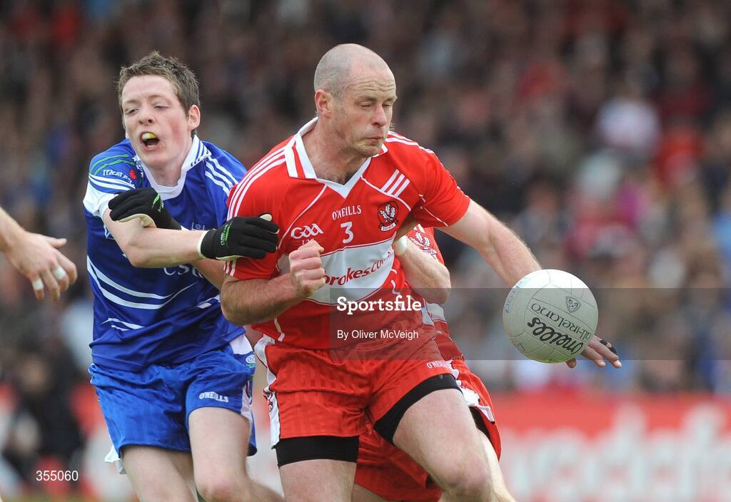 24 May 2009; Kevin McCloy, Derry, in action against Conor McManus, Monaghan. Ulster GAA Football Senior Championship Quarter-Final, Derry v Monaghan, Celtic Park, Derry. Picture credit: Oliver McVeigh / SPORTSFILE