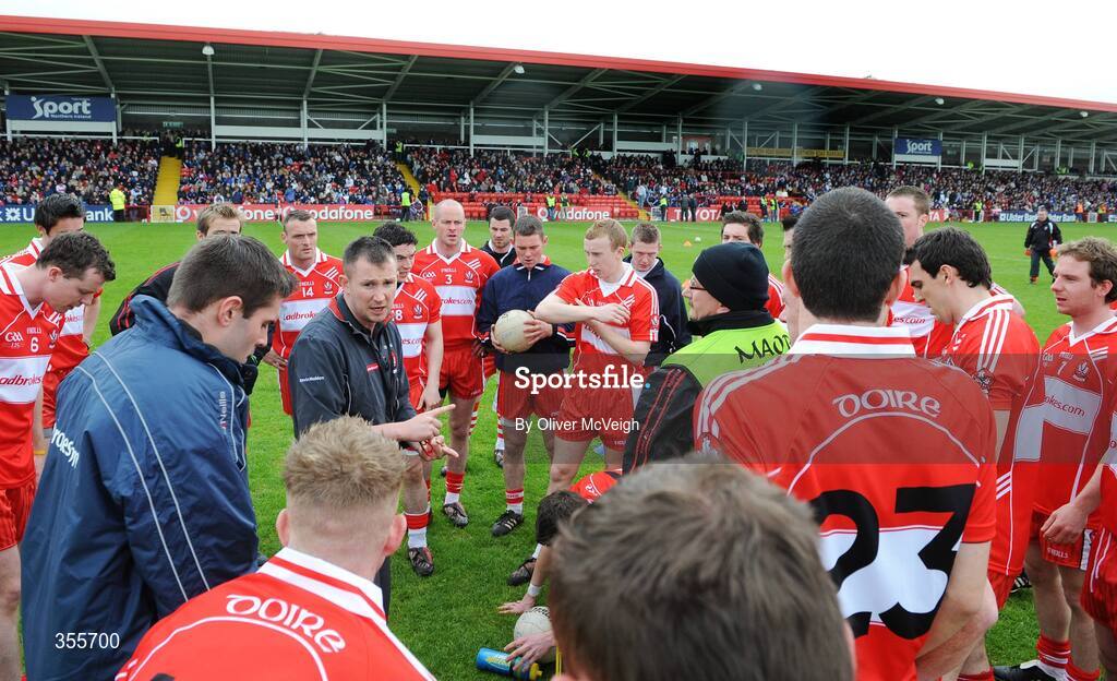 24 May 2009; Derry assistant manager, Kevin Madden, during the pre-match team talk. Ulster GAA Football Senior Championship Quarter-Final, Derry v Monaghan, Celtic Park, Derry. Picture credit: Oliver McVeigh / SPORTSFILE