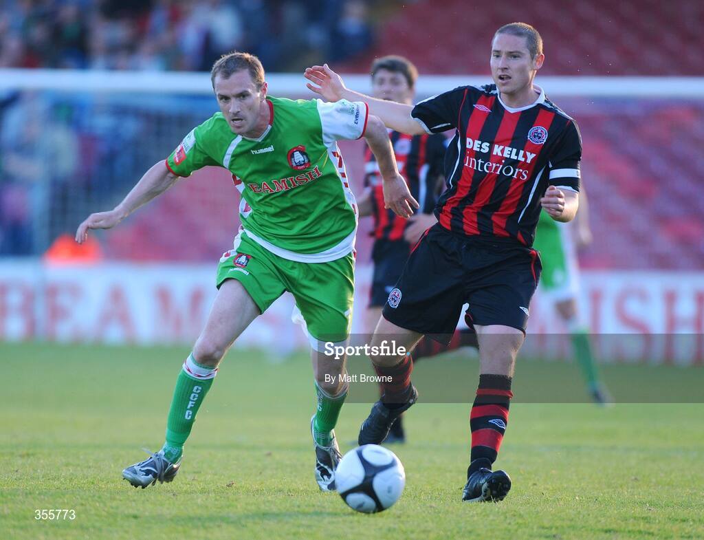 29 May 2009; Colin Healy, Cork City, in action against Glen Cronin, Bohemians. League of Ireland Premier Division, Cork City v Bohemians, Turners Cross, Cork. Picture credit: Matt Browne / SPORTSFILE