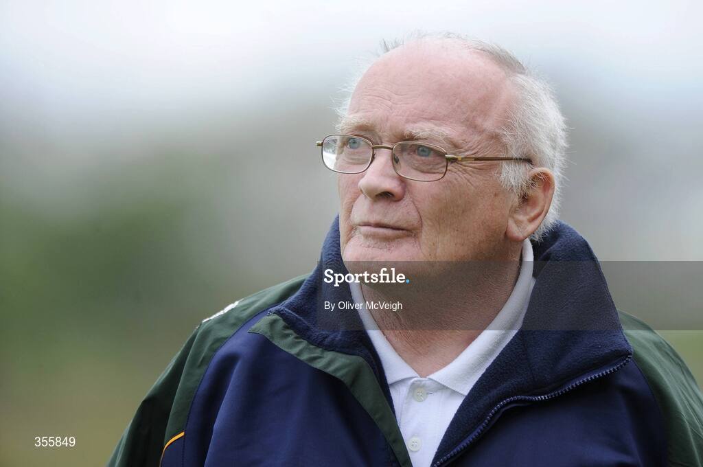 17 May 2009; Donegal Manager Eamon Campbell. Ulster Senior Hurling Championship, Second Round, Donegal v Armagh, Letterkenny, Co. Donegal. Picture credit: Oliver McVeigh / SPORTSFILE