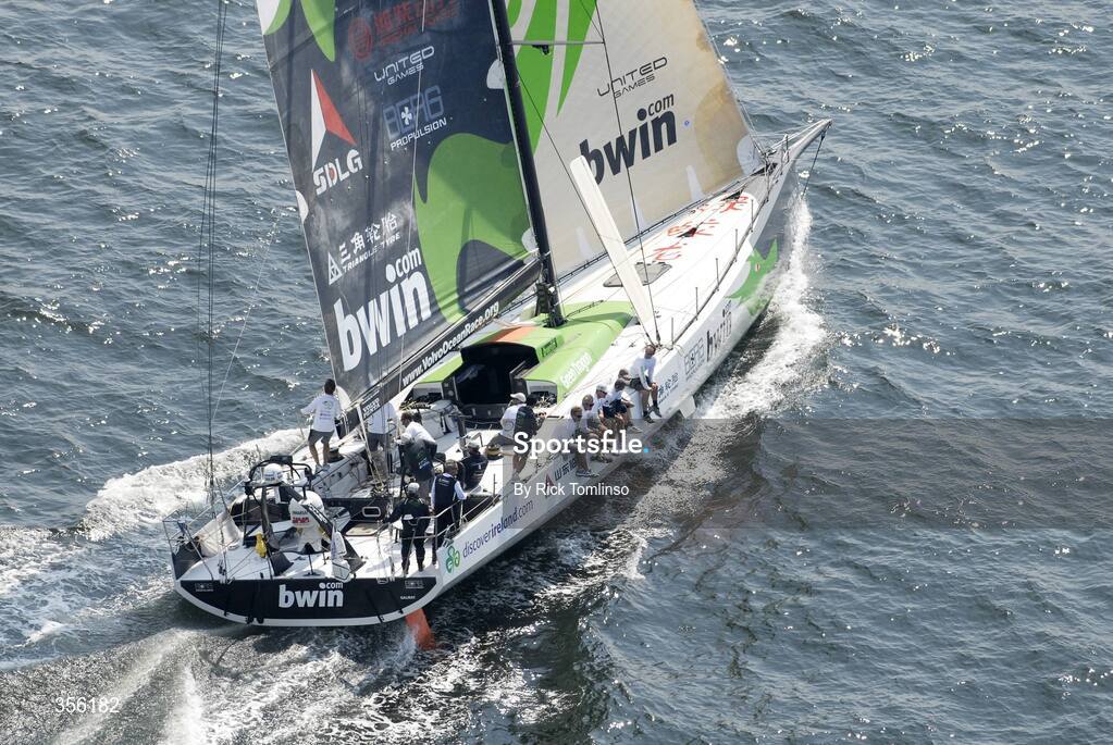 30 May 2009; Green Dragon, skippered by Ian Walker during the race. In-port race day, during the Volvo Ocean Race 2008-09, in Galway Bay, Galway. Picture credit: Rick Tomlinso / Volvo Ocean Race / SPORTSFILE