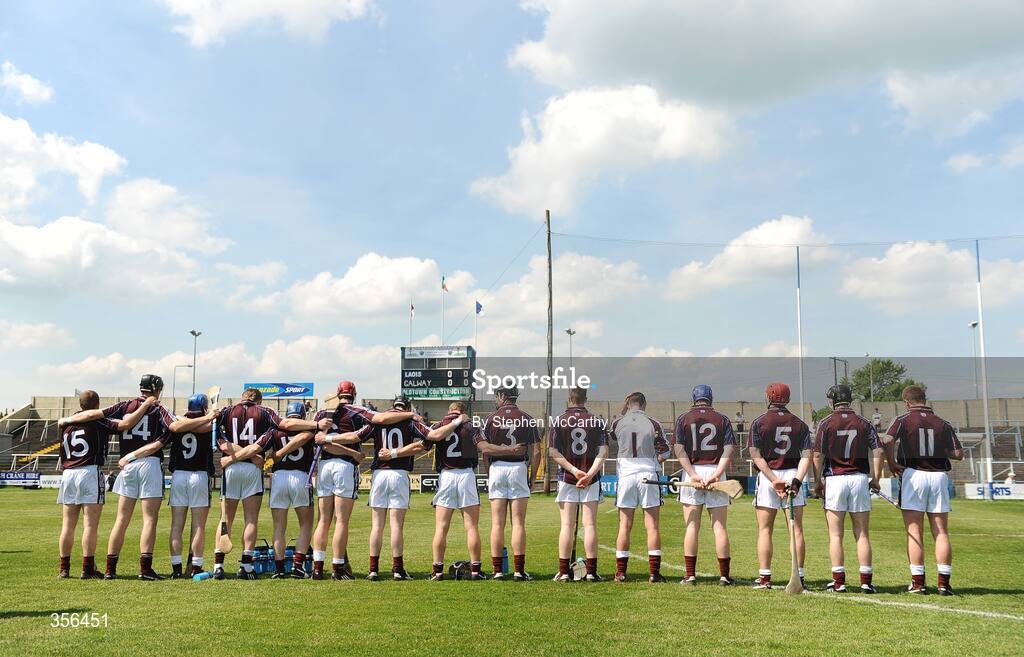 31 May 2009; The Galway team stand together during a minsutes silence. Leinster GAA Hurling Senior Championship Quarter-Final, Laois v Galway, O'Moore Park, Portlaoise, Co. Laois. Picture credit: Stephen McCarthy / SPORTSFILE