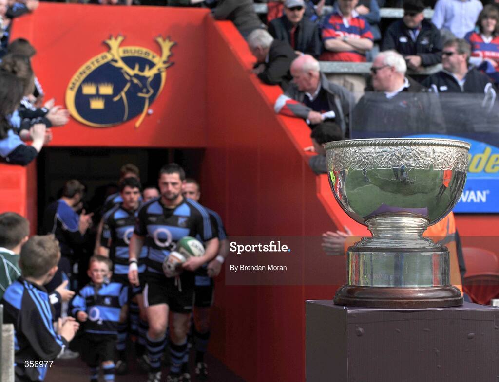 9 May 2009; Shannon captain David Quinlan leads his side out past the AIB League Division 1 trophy before the game. AIB League Division 1 Final, Shannon v Clontarf, Thomond Park, Limerick. Picture credit: Brendan Moran / SPORTSFILE