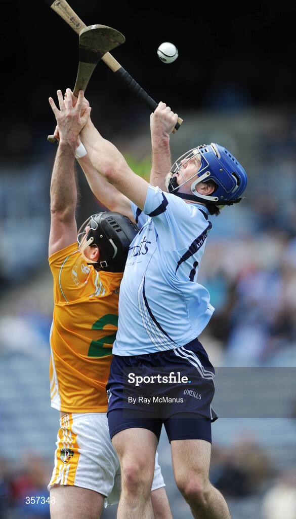 7 June 2009; David Treacy, Dublin, in action against Kieran McGourty, Antrim. Leinster GAA Hurling Senior Championship First Round, Dublin v Antrim, Croke Park, Dublin. Picture credit: Ray McManus / SPORTSFILE