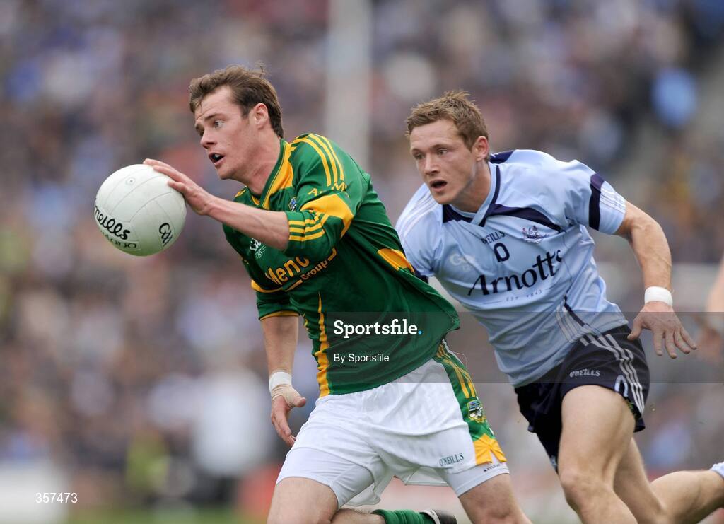 7 June 2009; Cormac McGuinness, Meath, in action against Paul Flynn, Dublin. Leinster GAA Football Senior Championship Quarter-Final, Dublin v Meath, Croke Park, Dublin. Photo by Sportsfile