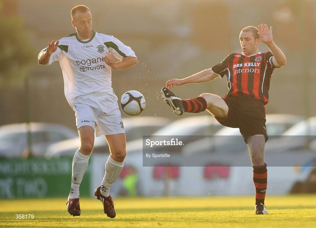 12 June 2009; Owen Heary, Bohemians, in action against Barry Triggs, Mayfield United. FAI Ford Cup Third Round, Bohemians v Mayfield United, Dalymount Park, Dublin. Picture credit: Joey McGrath / SPORTSFILE *** Local Caption ***