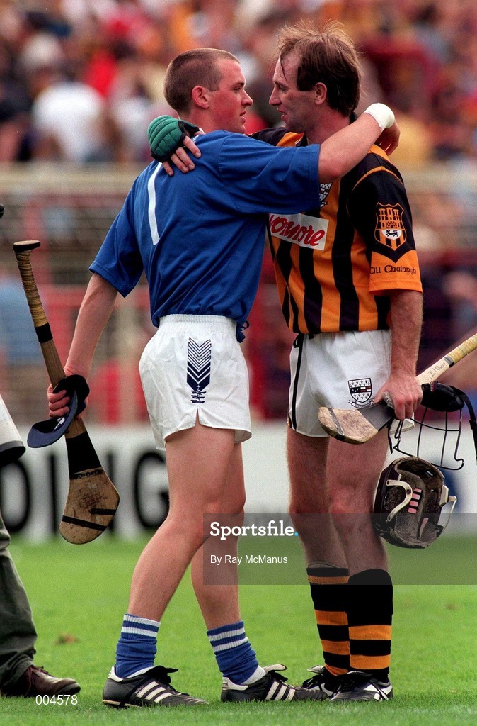 16 August 1998; Brendan Landers of Waterford is consoled by DJ Carey of Kilkenny following the GAA Hurling All-Ireland Senior Championship Semi-Final match between Kilkenny and Waterford at Croke Park in Dublin. Photo by Ray McManus/Sportsfile