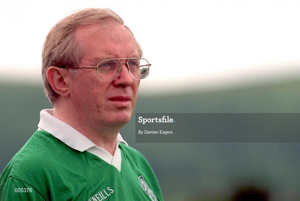 21 June 1998; London manager Tommy Harrell during the Ulster Hurling Championship Semi Final Replay match between Antrim v London at Casement Park in Belfast. Photo by Damien Eagers/Sportsfile
