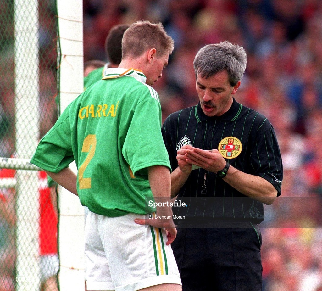 5 July 1998, Tomas O Se of Kerry is booked by referee Paddy Russell during the Munster Football Championship Final at Killarney in Co Kerry. Photo by Brendan Moran/Sportsfile