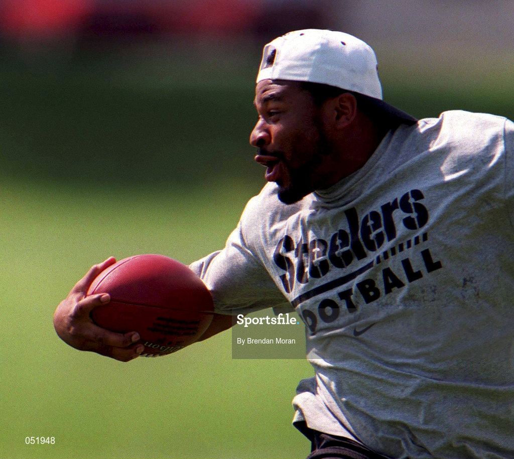 22 July 1997; Jerome Bettis during a Pittsburgh Steelers training session at UCD in Belfield, Dublin. Photo by Brendan Moran/Sportsfile