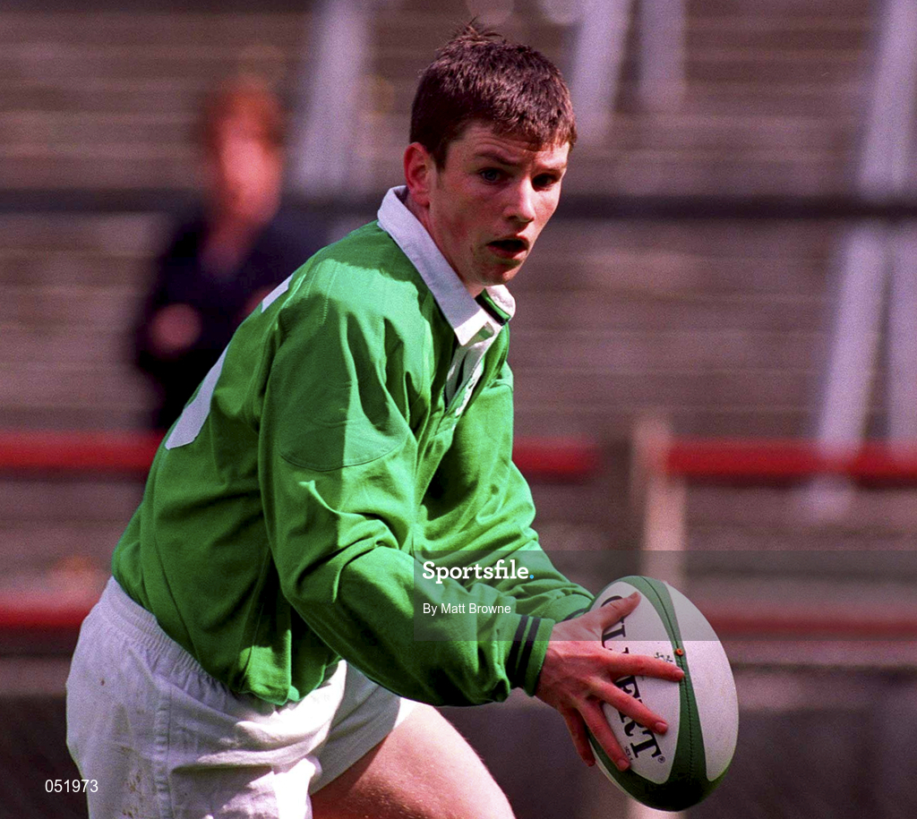28 April 2000; Andrew Tallon of Ireland during the 4 Nations U18 Championship match between Ireland and England at Lansdowne Road in Dublin. Photo by Matt Browne/Sportsfile