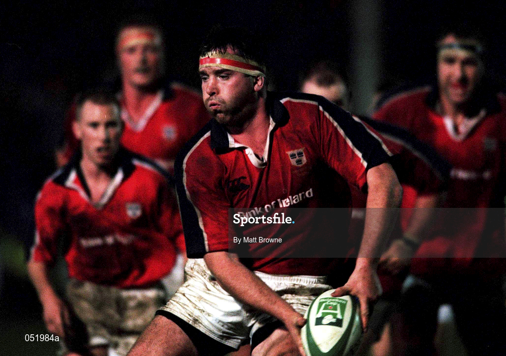 28 October 2000; Anthony Foley of Munster during the Heineken European Cup Pool 4 Round 4 match between Bath and Munster at the Recreation Ground in Bath, England. Photo by Matt Browne/Sportsfile
