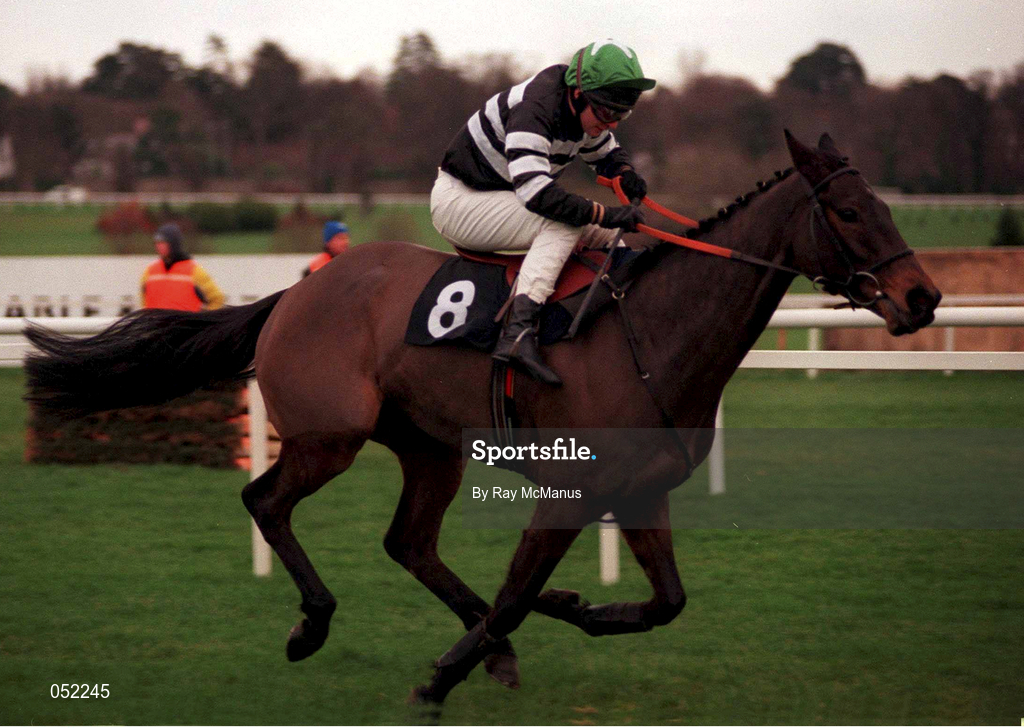 26 December 2000; Look to the Future, with David Casey up, during the Denny WAIFOS Maiden Hurdle on Day One of the Leopardstown Christmas Festival at Leopardstown Racecourse in Dublin. Photo by Ray McManus/Sportsfile
