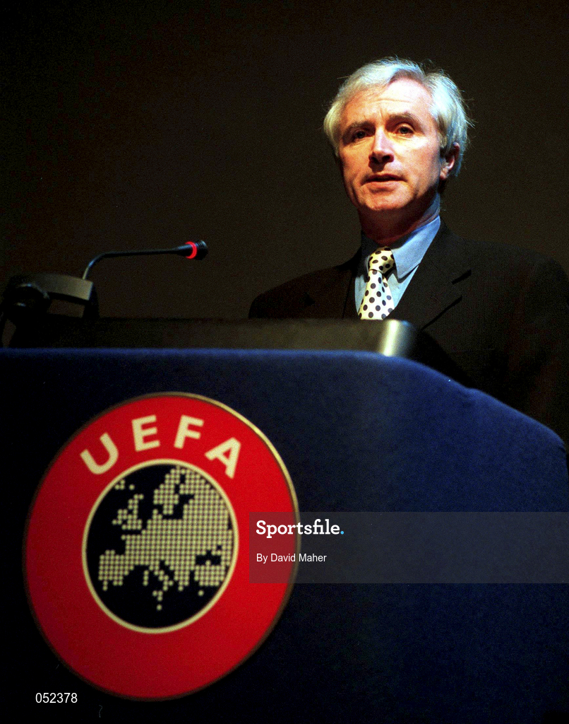 30 April 1998; Dr. Jim McDaid T.D. speaks duringthe UEFA Congress at the Jury's Hotel in Dublin. Photo by David Maher/Sportsfile