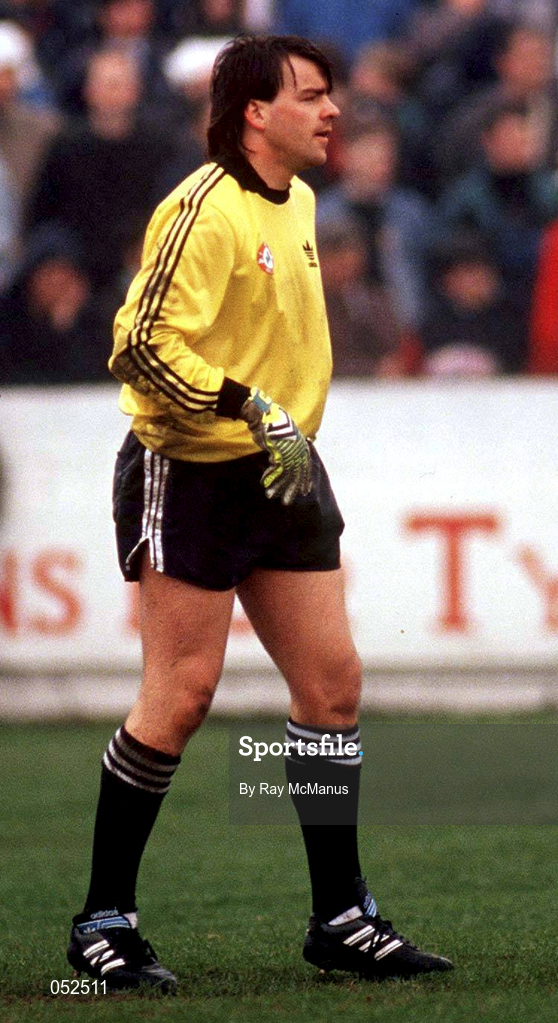 19 February 1992; Gary Kelly of Republic of Ireland during the International Friendly match between Republic of Ireland and Wales at Lansdowne Road in Dublin. Photo by Ray McManus/Sportsfile