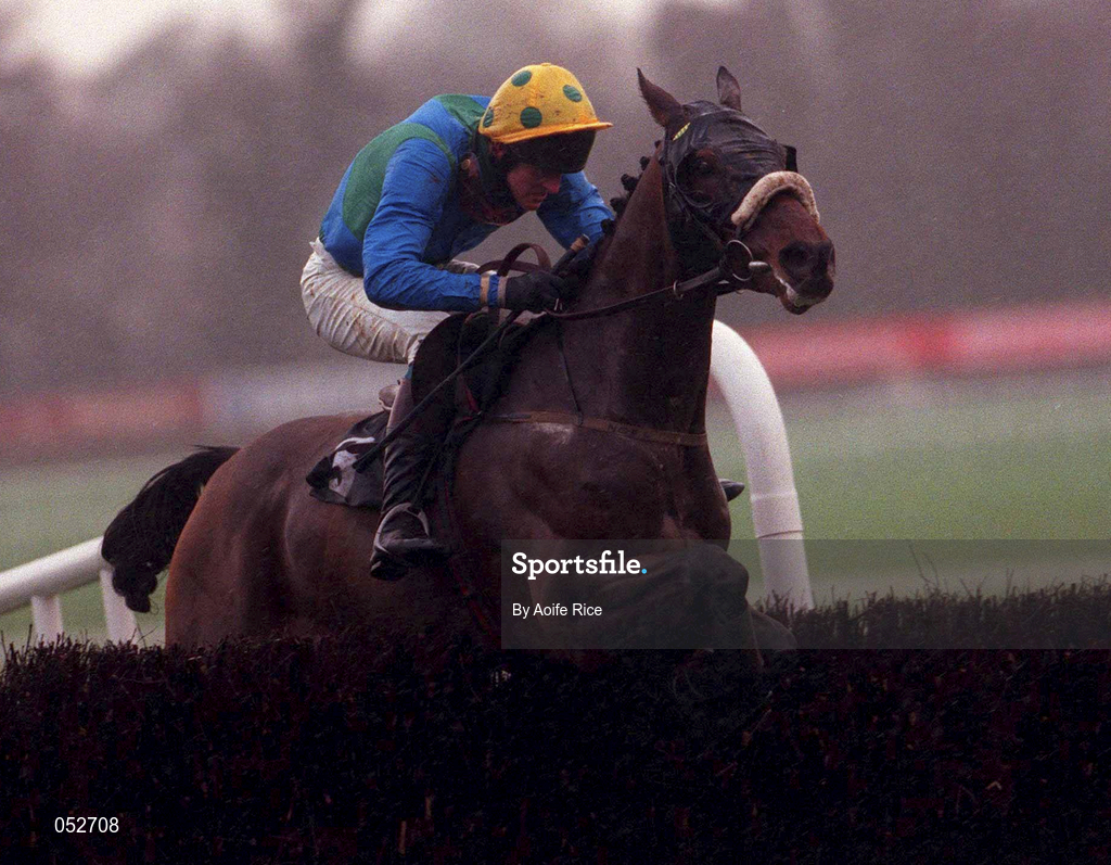 31 December 2000; Champagne Native, with Barry Geraghty up, jumps the last during the William Neville & Sons Novice Steeplechase on day three of the Leopardstown Christmas Festival at Leopardstown Racecourse in Dublin. Photo by Aoife Rice/Sportsfile