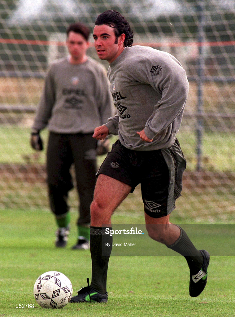 26 August 1996; Keith O'Neill during a Republic of Ireland Training Session at the AUL Complex in Clonshaugh, Dublin. Photo by David Maher/Sportsfile