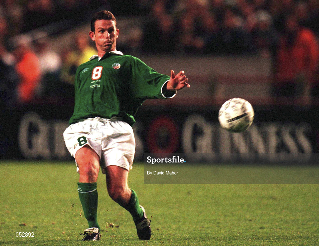 11 October 2000; Mark Kinsella of Republic of Ireland during the World Cup 2002 Qualification Group 2 match between Republic of Ireland and Estonia at Lansdowne Road in Dublin. Photo by David Maher/Sportsfile