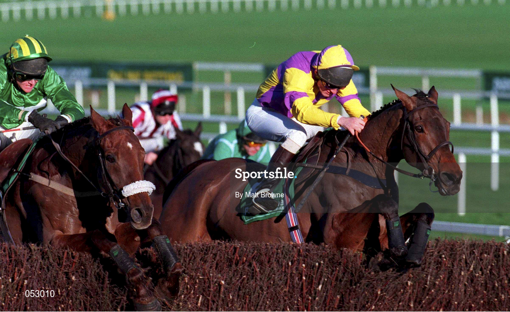 27 December 2000; Miles Byrne, with John Cullen up, right, and To Your Honour, with Barry Geraghty up, jump the last during the Paddy Power Dial-a-Bet Steeplechase on Day Two of the Leopardstown Christmas Festival at Leopardstown Racecourse in Dublin. Photo by Matt Browne/Sportsfile