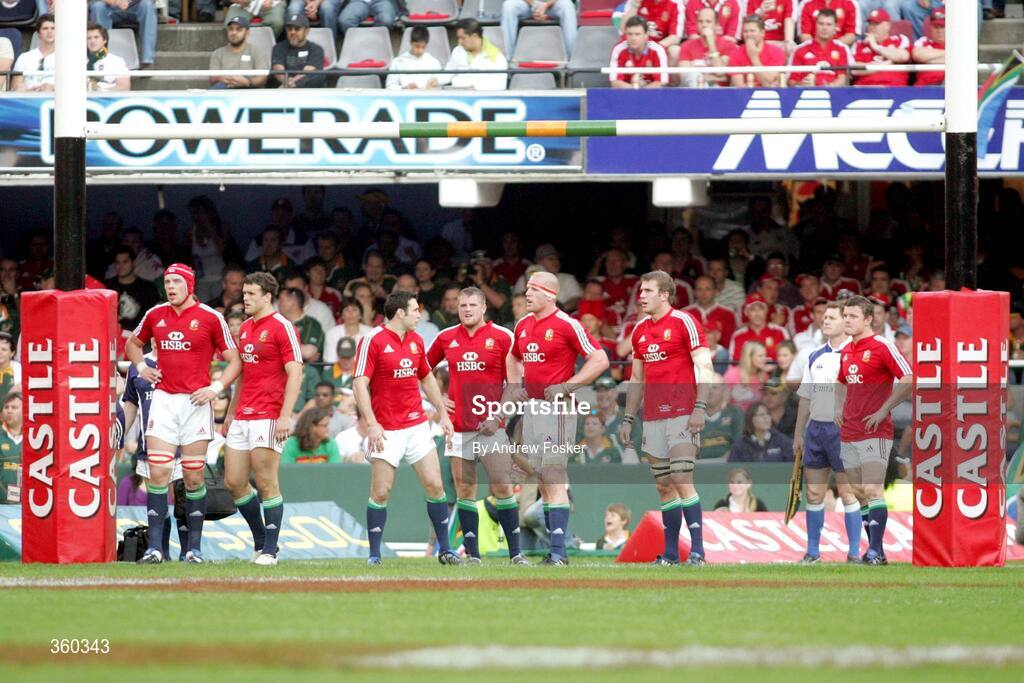 20 June 2009; Dejected British and Irish Lions players stand between the posts after South Africa's second half try. 1st Test, South Africa v British and Irish Lions, ABSA Stadium, Durban, South Africa. Picture credit: Andrew Fosker / SPORTSFILE
