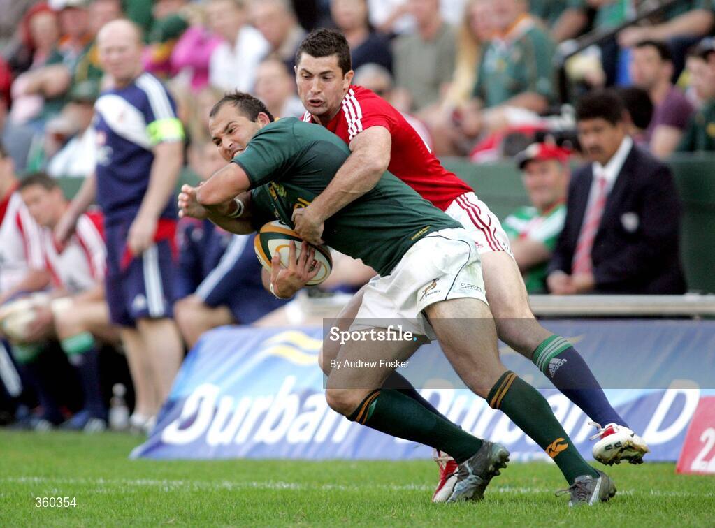 20 June 2009; Rob Kearney, British and Irish Lions, tackles Fourie de Preez, South Africa. 1st Test, South Africa v British and Irish Lions, ABSA Stadium, Durban, South Africa. Picture credit: Andrew Fosker / SPORTSFILE *** Local Caption ***