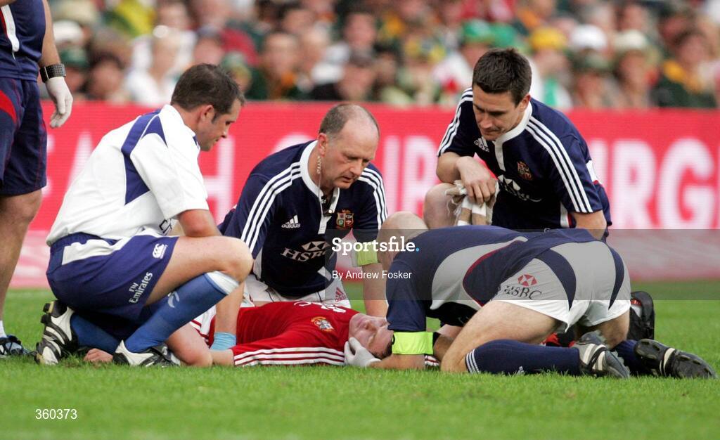 20 June 2009; Brian O'Driscoll, British and Irish Lions, receives treatment for an injury. 1st Test, South Africa v British and Irish Lions, ABSA Stadium, Durban, South Africa. Picture credit: Andrew Fosker / SPORTSFILE