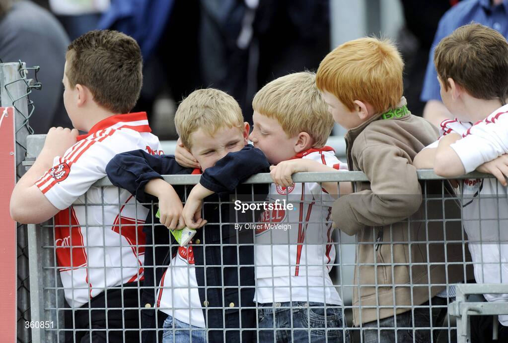 21 June 2009; Young Tyrone supporters. GAA Football Ulster Senior Championship Semi-Final, Tyrone v Derry, Casement Park, Belfast, Co. Antrim. Picture credit: Oliver McVeigh / SPORTSFILE