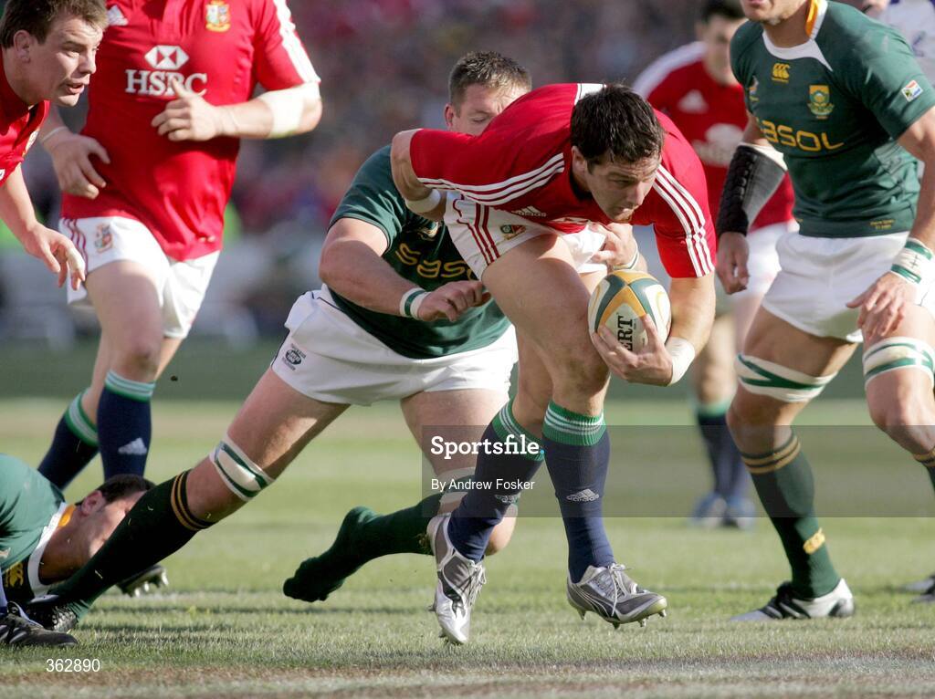 27 June 2009;  Rob Kearney, British and Irish Lions, in action against South Africa. 2nd Test, South Africa v British and Irish Lions, Loftus Versfeld Stadium, Pretoria, South Africa. Picture credit: Andrew Fosker / SPORTSFILE