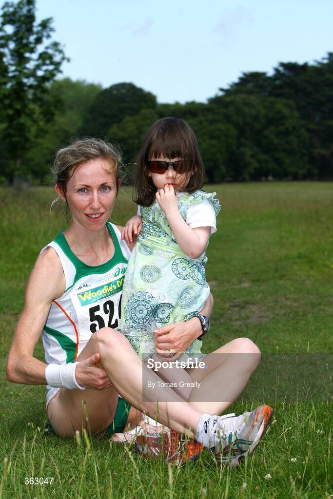 27 June 2009; Olive Loughnane, Ireland, with her three-year-old daughter Emer, after winning the Women's 20K walk race. Dublin Grand Prix of Race Walking. Phoenix Park, Dublin. Picture credit: Tomas Greally / SPORTSFILE
