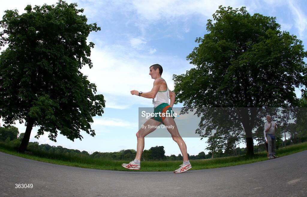 27 June 2009; Eventual winner, Robert Heffernan, Ireland , in action during the Men's 20K walk race. Dublin Grand Prix of Race Walking. Phoenix Park, Dublin. Picture credit: Tomas Greally / SPORTSFILE
