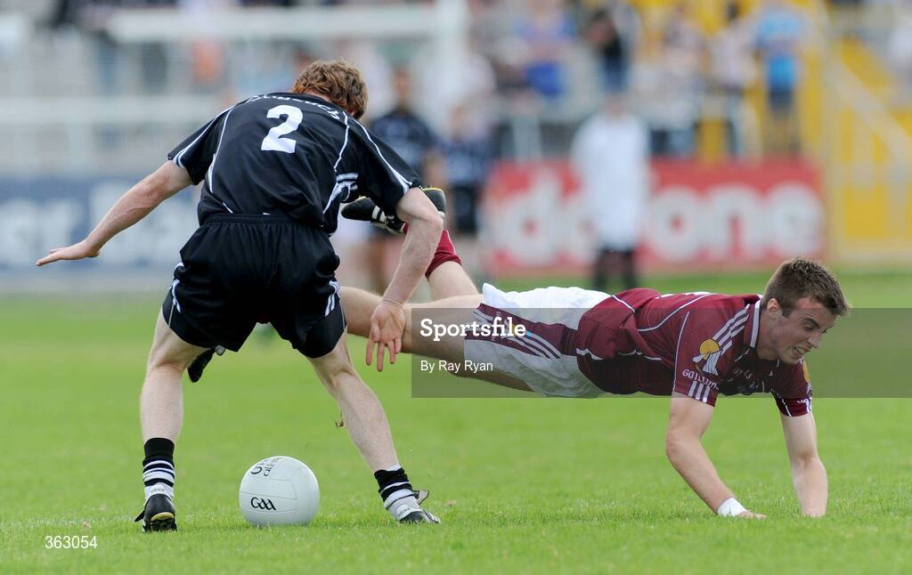 28 June 2009; Paul Conroy, Galway, in action against  Charles Harrison, Sligo. GAA Football Connacht Senior Championship Semi-Final, Sligo v Galway, Markievicz Park, Sligo. Picture credit: Ray Ryan / SPORTSFILE