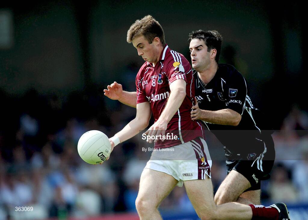 28 June 2009; Paul Conroy, Galway, in action against Michael McNamara, Sligo. GAA Football Connacht Senior Championship Semi-Final, Sligo v Galway, Markievicz Park, Sligo. Picture credit: Brian Lawless / SPORTSFILE