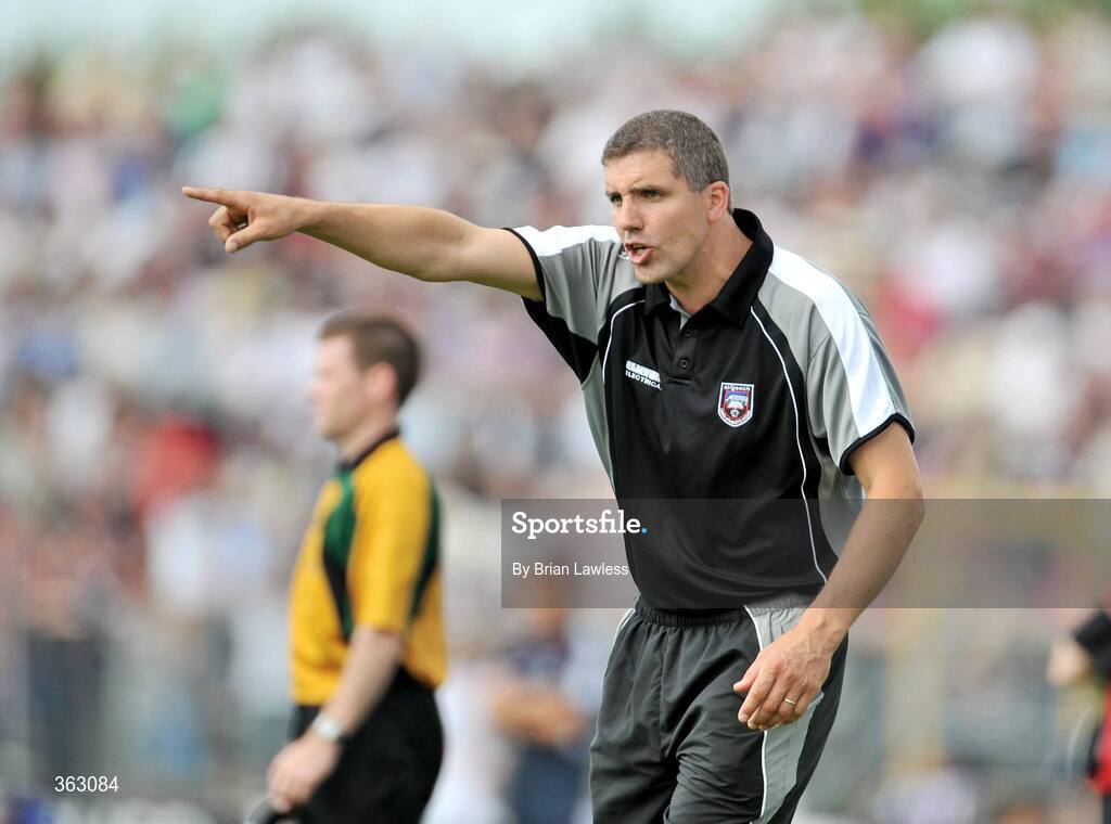 28 June 2009; Sligo manager Kevin Walsh during the match. GAA Football Connacht Senior Championship Semi-Final, Sligo v Galway, Markievicz Park, Sligo. Picture credit: Brian Lawless / SPORTSFILE