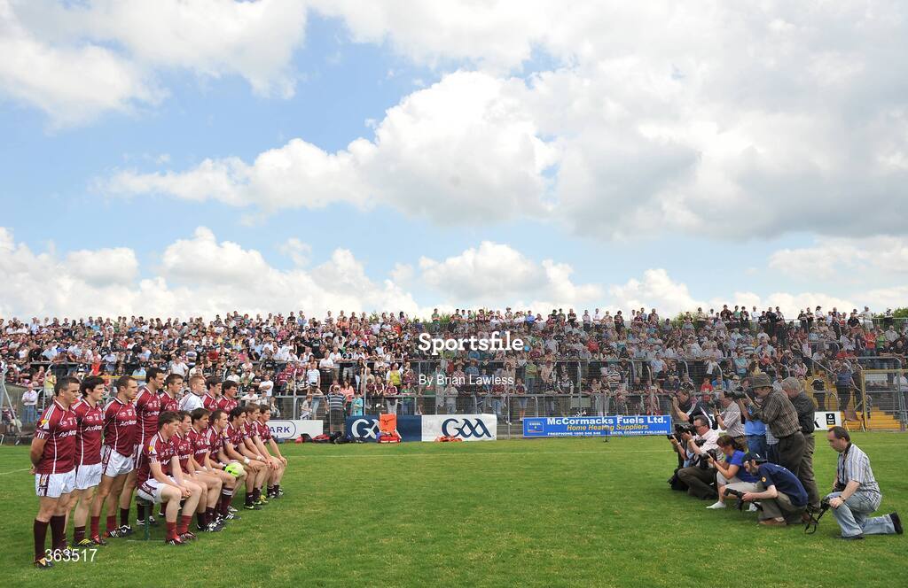 28 June 2009; The Galway team stand for the traditional team photograph. GAA Football Connacht Senior Championship Semi-Final, Sligo v Galway, Markievicz Park, Sligo. Picture credit: Brian Lawless / SPORTSFILE