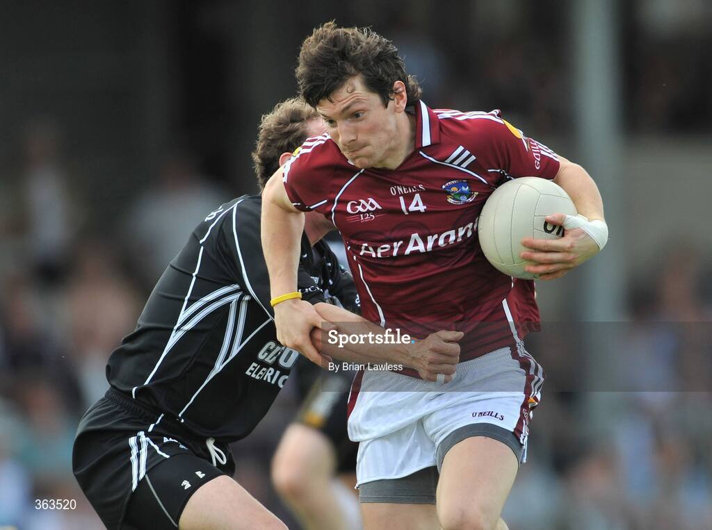 28 June 2009; Michael Meehan, Galway, in action against Noel McGuire, Sligo. GAA Football Connacht Senior Championship Semi-Final, Sligo v Galway, Markievicz Park, Sligo. Picture credit: Brian Lawless / SPORTSFILE