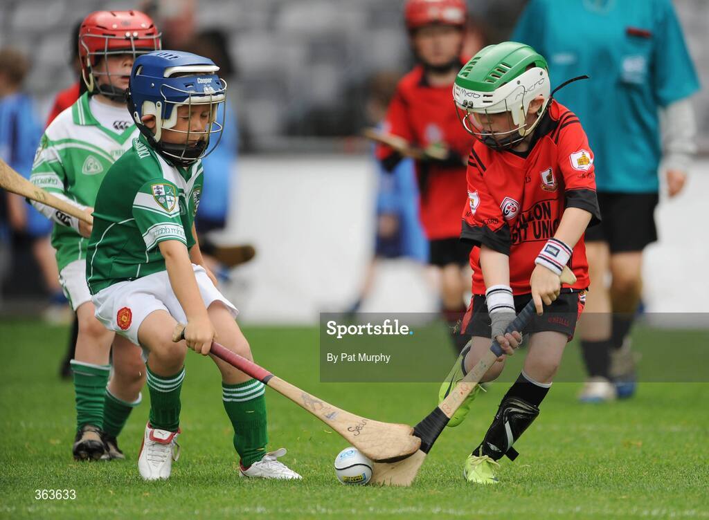 1 July 2009; Ben Quaile, Mattock Rangers, Callan, Co. Louth, in action against Sean McNamara, Moorefield, Co. Kildare, left, during the Leinster GAA Go Games ‘Play & Stay with the GAA’ activity day. Croke Park, Dublin. Picture credit: Pat Murphy / SPORTSFILE