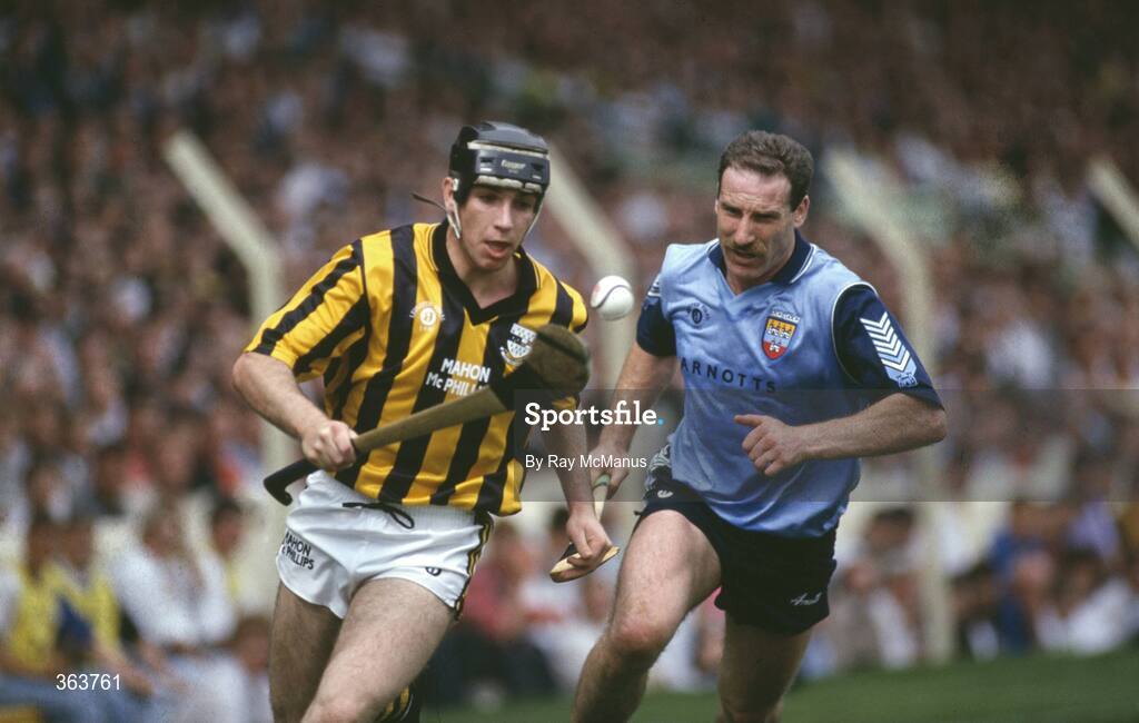 21 July 1991; DJ Carey, Kilkenny, in action against Sean Kearns, Dublin. Leinster Senior Hurling Championship Final, Dublin v Kilkenny, Croke Park, Dublin. Picture credit; Ray McManus / SPORTSFILE