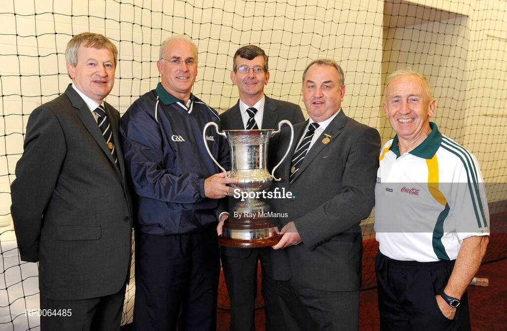 31 October 2008; Ard Stiurthoir of the GAA Paraic Duffy, Tour manager Sean Walsh, assistant tour manager Tommy Kilcoyne, GAA President Nickey Brennan, and Ireland manager Sean Boylan with the Cormac McAnallen cup. Toyota International Rules Series, Australia v Ireland, Melbourne Cricket Ground, Melbourne, Australia. Picture credit: Ray McManus / SPORTSFILE