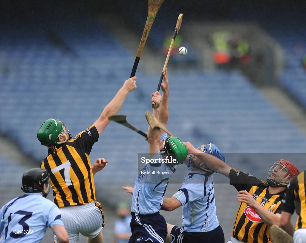 5 July 2009; Liam Ryan and David Treacy, Dublin, in action against John Dalton, 7, and John Tennyson, 6, Kilkenny. GAA Hurling Leinster Senior Championship Final, Kilkenny v Dublin, Croke Park, Dublin. Picture credit: Matt Browne / SPORTSFILE