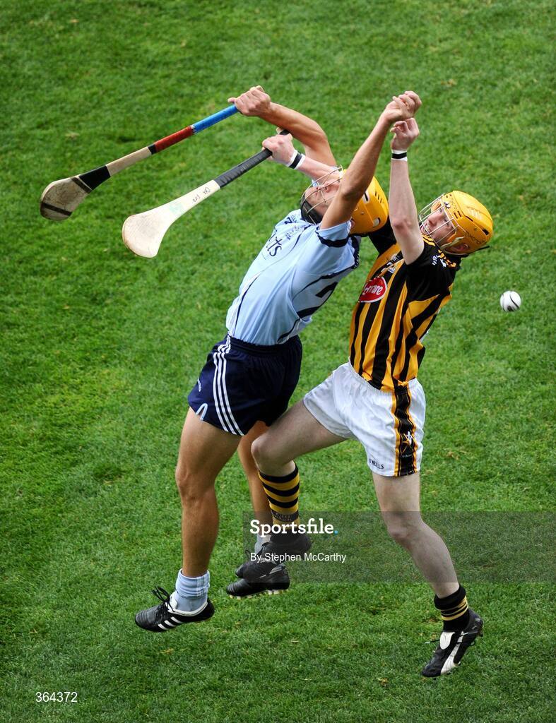 5 July 2009; James 'Cha' Fitzpatrick, Kilkenny, in action against David Curtin, Dublin. GAA Hurling Leinster Senior Championship Final, Kilkenny v Dublin, Croke Park, Dublin. Picture credit: Stephen McCarthy / SPORTSFILE