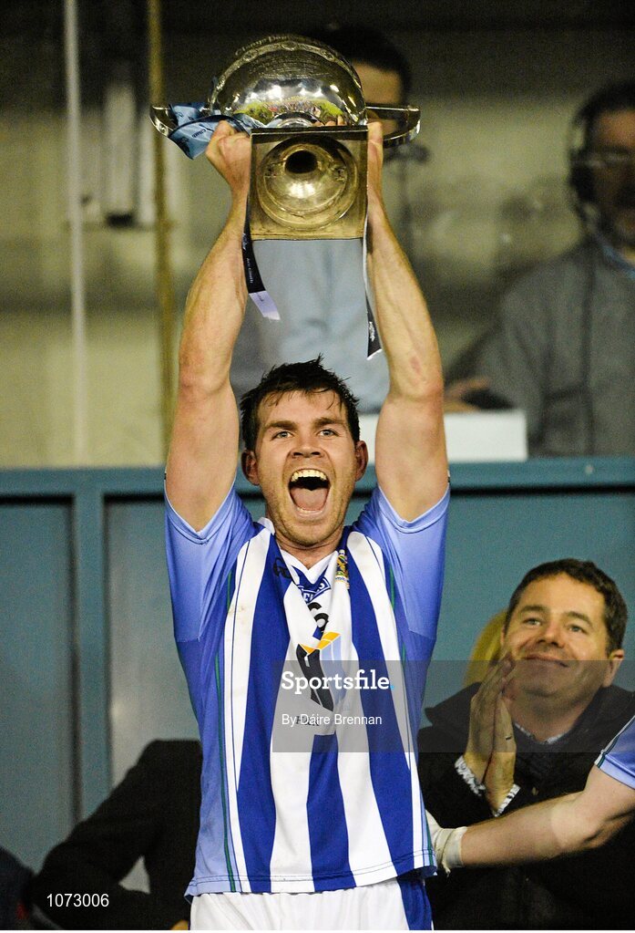1 November 2015; Darragh Nelson, Ballyboden St Endas, lifts the cup. Dublin County Senior Football Championship Final, St Vincents GAA v Ballyboden St Endas. Parnell Park, Donnycarney, Dublin. Picture credit: Dáire Brennan / SPORTSFILE