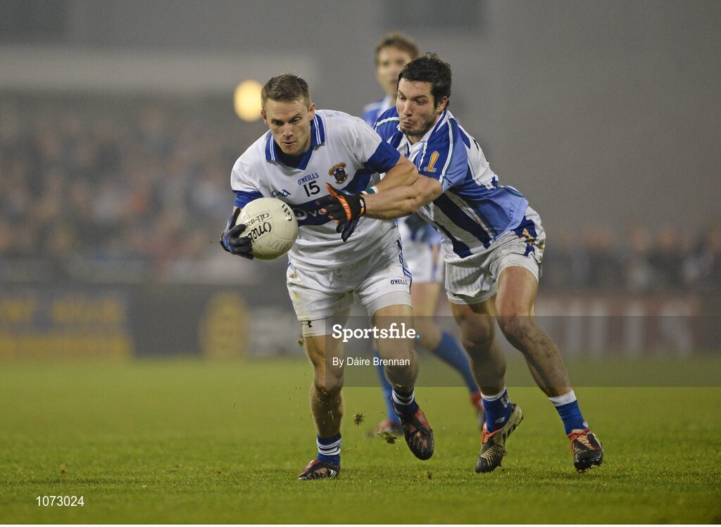 1 November 2015; Tomás Quinn, St Vincents GAA, in action against Bob Dwan, Ballyboden St Endas. Dublin County Senior Football Championship Final, St Vincents GAA v Ballyboden St Endas. Parnell Park, Donnycarney, Dublin. Picture credit: Dáire Brennan / SPORTSFILE
