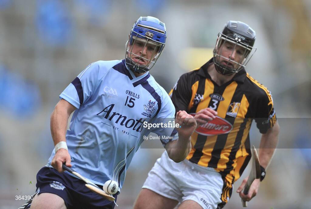 5 July 2009; David Treacy, Dublin, in action against J.J Delaney, Kilkenny. GAA Hurling Leinster Senior Championship Final, Kilkenny v Dublin, Croke Park, Dublin. Picture credit: David Maher / SPORTSFILE