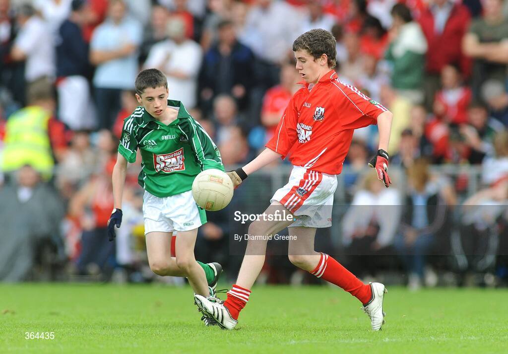 5 July 2009; Conor Barett, Cork, in action against Kieran Daly, Cork. Irish Daily Star Sunday, Primary Go-Games, Limerick v Cork, Pairc Ui Chaoimh, Cork. Picture credit: Diarmuid Greene / SPORTSFILE