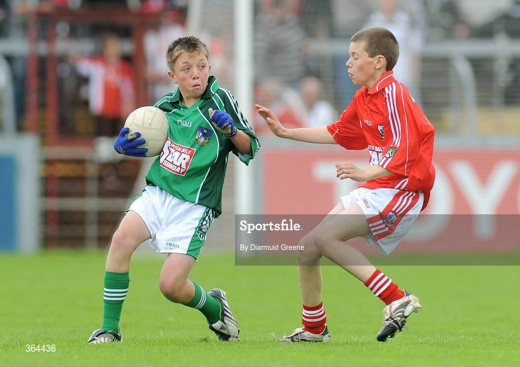 5 July 2009; Brian Hurley, Limerick, in action against Paul Hayes, Cork. Irish Daily Star Sunday, Primary Go-Games, Limerick v Cork, Pairc Ui Chaoimh, Cork. Picture credit: Diarmuid Greene / SPORTSFILE